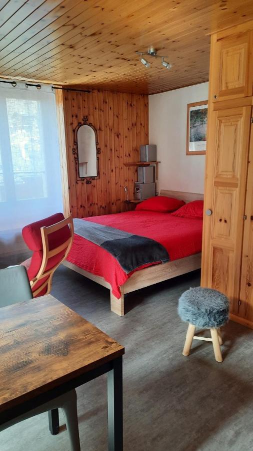 Au Village D'Evolene, Tres Joli Studio Calme Et Ensoleille Eksteriør billede